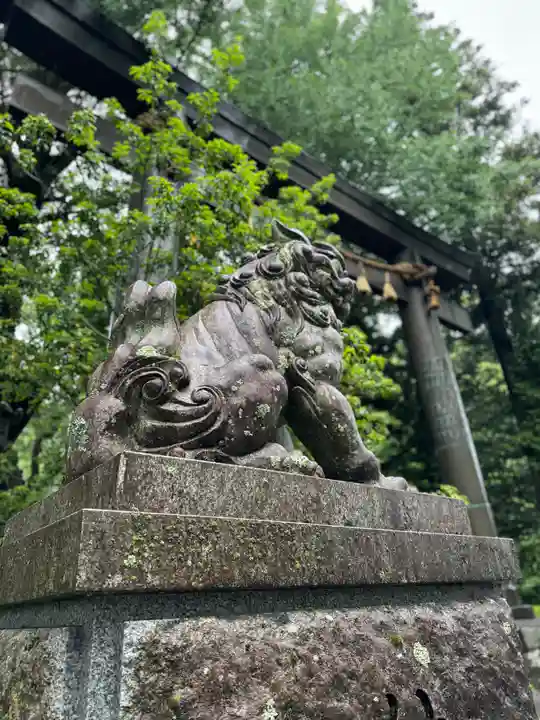 諏訪大社上社前宮の狛犬