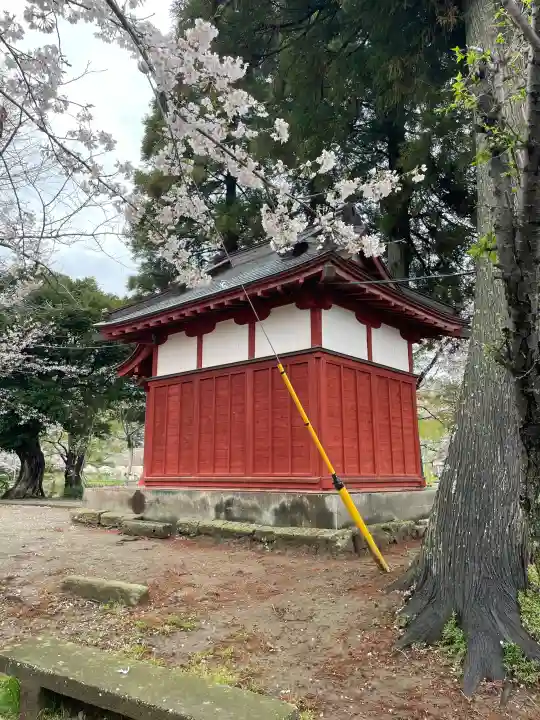 厳島神社 谷弁財天の{uncategorized: "未分類", other: "その他", undefined: "問題あり", building: "その他建物", grave: "お墓", sacred_gate: "鳥居", guardian: "狛犬", statue: "像", buddha: "仏像", history: "歴史", nature: "自然", garden: "庭園", animal: "動物", pagoda: "塔", temizu: "手水舎", mountain_gate: "山門・神門", sanctuary: "本殿・本堂", subordinate: "末社・摂社", art: "芸術", scenery: "景色", jizo: "地蔵", ema: "絵馬", goshuin: "御朱印", omikuji: "おみくじ", items: "授与品その他", amulet: "お守り", goshuincho: "御朱印帳", eats: "食事", festival: "お祭り", votive_dance: "神楽", shichigosan: "七五三参", wedding: "結婚式", experience: "体験その他", initially: "初詣", around: "周辺", anti_infection: "感染症対策"}