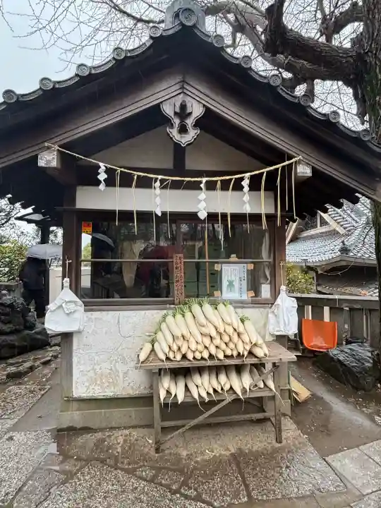 待乳山聖天(本龍院)の{uncategorized: "未分類", other: "その他", undefined: "問題あり", building: "その他建物", grave: "お墓", sacred_gate: "鳥居", guardian: "狛犬", statue: "像", buddha: "仏像", history: "歴史", nature: "自然", garden: "庭園", animal: "動物", pagoda: "塔", temizu: "手水舎", mountain_gate: "山門・神門", sanctuary: "本殿・本堂", subordinate: "末社・摂社", art: "芸術", scenery: "景色", jizo: "地蔵", ema: "絵馬", goshuin: "御朱印", omikuji: "おみくじ", items: "授与品その他", amulet: "お守り", goshuincho: "御朱印帳", eats: "食事", festival: "お祭り", votive_dance: "神楽", shichigosan: "七五三参", wedding: "結婚式", experience: "体験その他", initially: "初詣", around: "周辺", anti_infection: "感染症対策"}