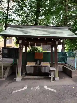 諏訪神社の手水舎