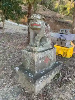 白山神社の狛犬