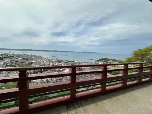大福寺の{uncategorized: "未分類", other: "その他", undefined: "問題あり", building: "その他建物", grave: "お墓", sacred_gate: "鳥居", guardian: "狛犬", statue: "像", buddha: "仏像", history: "歴史", nature: "自然", garden: "庭園", animal: "動物", pagoda: "塔", temizu: "手水舎", mountain_gate: "山門・神門", sanctuary: "本殿・本堂", subordinate: "末社・摂社", art: "芸術", scenery: "景色", jizo: "地蔵", ema: "絵馬", goshuin: "御朱印", omikuji: "おみくじ", items: "授与品その他", amulet: "お守り", goshuincho: "御朱印帳", eats: "食事", festival: "お祭り", votive_dance: "神楽", shichigosan: "七五三参", wedding: "結婚式", experience: "体験その他", initially: "初詣", around: "周辺", anti_infection: "感染症対策"}
