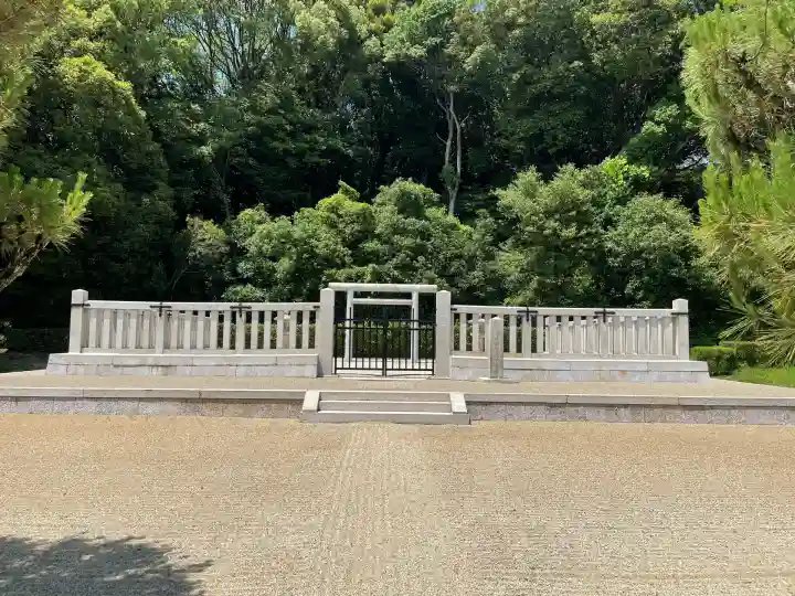 懿徳天皇陵(畝傍山南繊沙渓上陵)(奈良県)