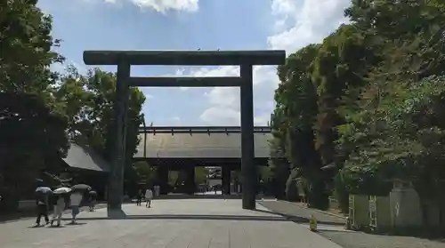 靖國神社の鳥居