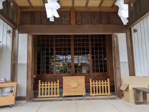 御嶽神社茅萱宮の本殿・本堂