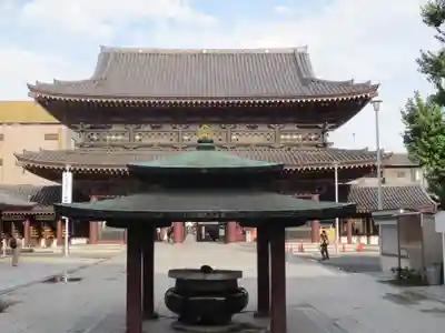 川崎大師（平間寺）の本殿・本堂