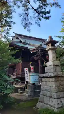 上高田氷川神社の本殿・本堂
