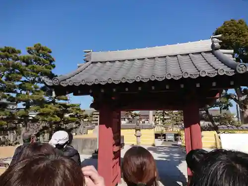 松應寺の山門