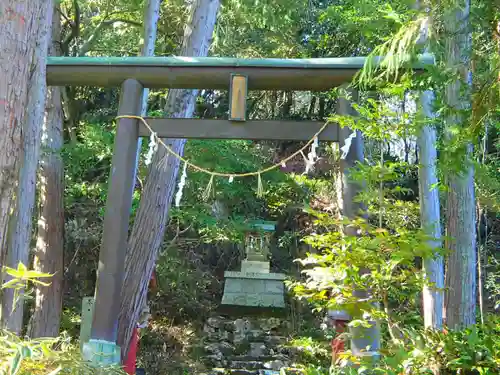 白山神社の鳥居