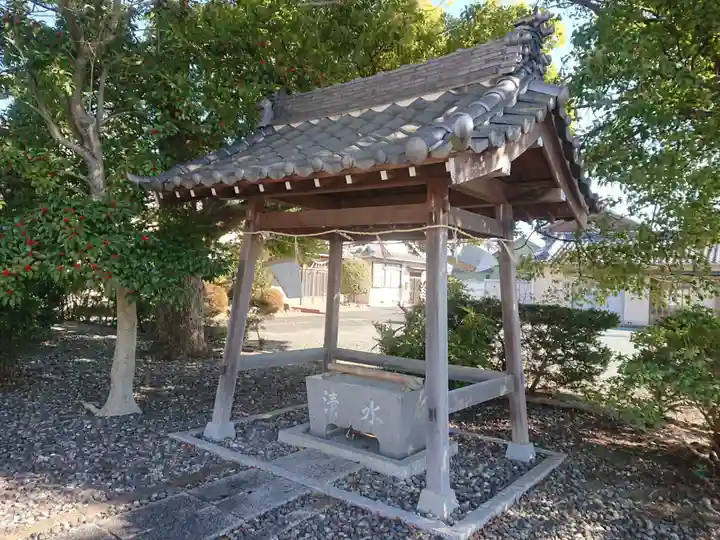 熊太郎社の手水舎