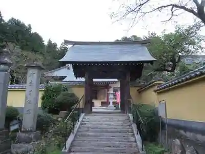 真浄寺の山門