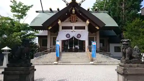 烈々布神社の本殿