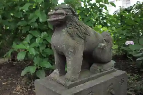 越谷香取神社の狛犬