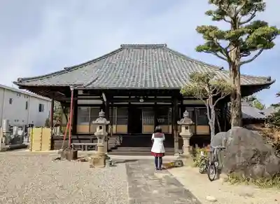 了慶寺の本殿・本堂