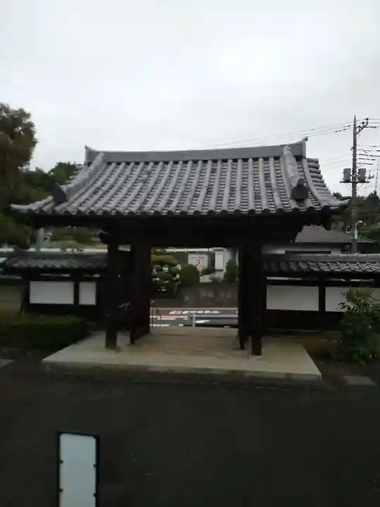 光蔵寺の山門・神門