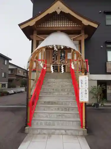 石動神社の本殿