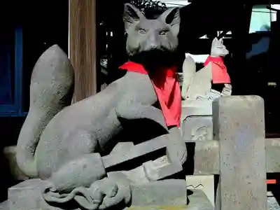 被官稲荷神社の狛犬