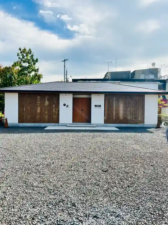 津観音の{uncategorized: "未分類", other: "その他", undefined: "問題あり", building: "その他建物", grave: "お墓", sacred_gate: "鳥居", guardian: "狛犬", statue: "像", buddha: "仏像", history: "歴史", nature: "自然", garden: "庭園", animal: "動物", pagoda: "塔", temizu: "手水舎", mountain_gate: "山門・神門", sanctuary: "本殿・本堂", subordinate: "末社・摂社", art: "芸術", scenery: "景色", jizo: "地蔵", ema: "絵馬", goshuin: "御朱印", omikuji: "おみくじ", items: "授与品その他", amulet: "お守り", goshuincho: "御朱印帳", eats: "食事", festival: "お祭り", votive_dance: "神楽", shichigosan: "七五三参", wedding: "結婚式", experience: "体験その他", initially: "初詣", around: "周辺", anti_infection: "感染症対策"}