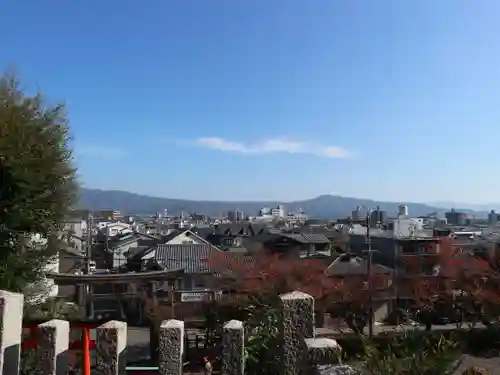 建勲神社の景色