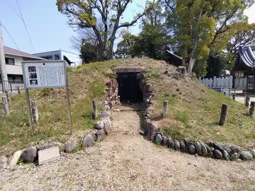 神明神社（大留町5）のお墓