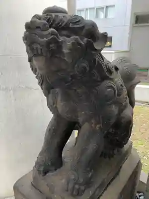 築土神社の狛犬