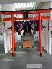 歌舞伎稲荷神社の鳥居