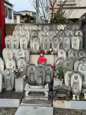 自性院の{uncategorized: "未分類", other: "その他", undefined: "問題あり", building: "その他建物", grave: "お墓", sacred_gate: "鳥居", guardian: "狛犬", statue: "像", buddha: "仏像", history: "歴史", nature: "自然", garden: "庭園", animal: "動物", pagoda: "塔", temizu: "手水舎", mountain_gate: "山門・神門", sanctuary: "本殿・本堂", subordinate: "末社・摂社", art: "芸術", scenery: "景色", jizo: "地蔵", ema: "絵馬", goshuin: "御朱印", omikuji: "おみくじ", items: "授与品その他", amulet: "お守り", goshuincho: "御朱印帳", eats: "食事", festival: "お祭り", votive_dance: "神楽", shichigosan: "七五三参", wedding: "結婚式", experience: "体験その他", initially: "初詣", around: "周辺", anti_infection: "感染症対策"}