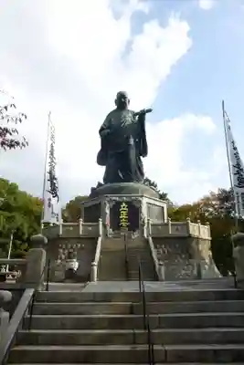 日蓮上人銅像護持教会(身延山福岡別院)(福岡県)