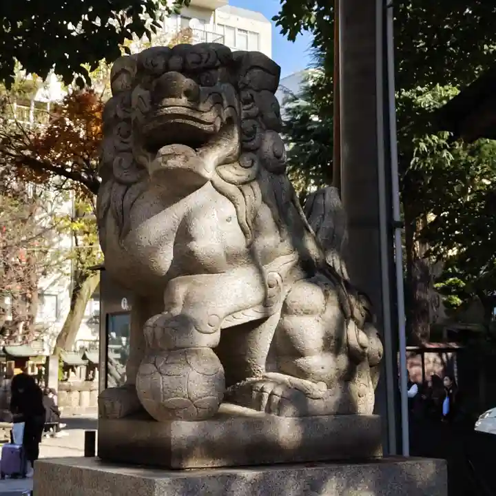 難波八阪神社の狛犬