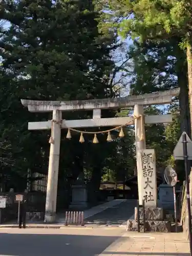 諏訪大社下社春宮の{uncategorized: "未分類", other: "その他", undefined: "問題あり", building: "その他建物", grave: "お墓", sacred_gate: "鳥居", guardian: "狛犬", statue: "像", buddha: "仏像", history: "歴史", nature: "自然", garden: "庭園", animal: "動物", pagoda: "塔", temizu: "手水舎", mountain_gate: "山門・神門", sanctuary: "本殿・本堂", subordinate: "末社・摂社", art: "芸術", scenery: "景色", jizo: "地蔵", ema: "絵馬", goshuin: "御朱印", omikuji: "おみくじ", items: "授与品その他", amulet: "お守り", goshuincho: "御朱印帳", eats: "食事", festival: "お祭り", votive_dance: "神楽", shichigosan: "七五三参", wedding: "結婚式", experience: "体験その他", initially: "初詣", around: "周辺", anti_infection: "感染症対策"}