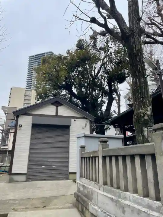 橋戸稲荷神社の{uncategorized: "未分類", other: "その他", undefined: "問題あり", building: "その他建物", grave: "お墓", sacred_gate: "鳥居", guardian: "狛犬", statue: "像", buddha: "仏像", history: "歴史", nature: "自然", garden: "庭園", animal: "動物", pagoda: "塔", temizu: "手水舎", mountain_gate: "山門・神門", sanctuary: "本殿・本堂", subordinate: "末社・摂社", art: "芸術", scenery: "景色", jizo: "地蔵", ema: "絵馬", goshuin: "御朱印", omikuji: "おみくじ", items: "授与品その他", amulet: "お守り", goshuincho: "御朱印帳", eats: "食事", festival: "お祭り", votive_dance: "神楽", shichigosan: "七五三参", wedding: "結婚式", experience: "体験その他", initially: "初詣", around: "周辺", anti_infection: "感染症対策"}