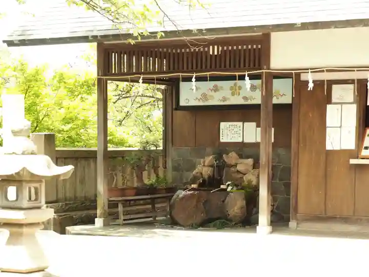 宇多須神社の手水舎