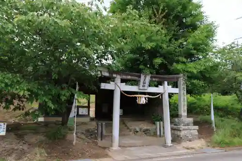 大六天麻王神社の鳥居