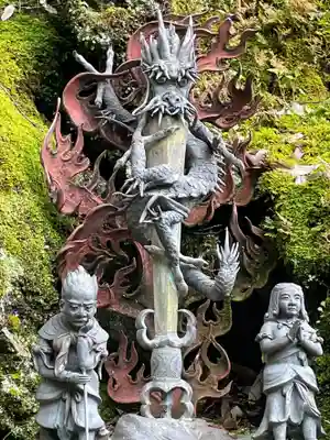 大本山七宝瀧寺の仏像