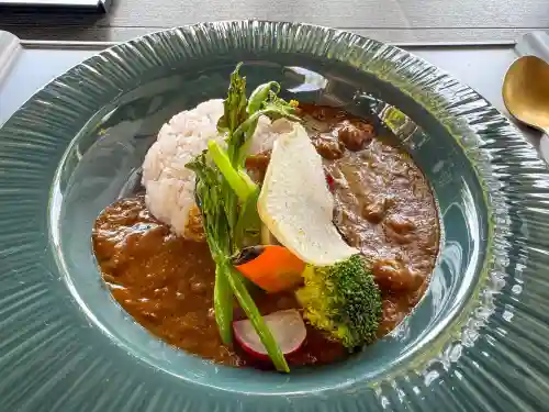 円覚寺の{uncategorized: "未分類", other: "その他", undefined: "問題あり", building: "その他建物", grave: "お墓", sacred_gate: "鳥居", guardian: "狛犬", statue: "像", buddha: "仏像", history: "歴史", nature: "自然", garden: "庭園", animal: "動物", pagoda: "塔", temizu: "手水舎", mountain_gate: "山門・神門", sanctuary: "本殿・本堂", subordinate: "末社・摂社", art: "芸術", scenery: "景色", jizo: "地蔵", ema: "絵馬", goshuin: "御朱印", omikuji: "おみくじ", items: "授与品その他", amulet: "お守り", goshuincho: "御朱印帳", eats: "食事", festival: "お祭り", votive_dance: "神楽", shichigosan: "七五三参", wedding: "結婚式", experience: "体験その他", initially: "初詣", around: "周辺", anti_infection: "感染症対策"}