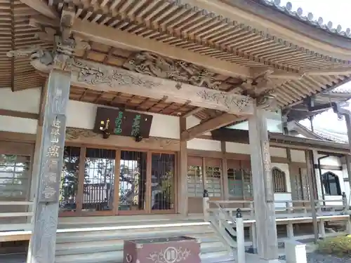 萬福寺の本殿・本堂
