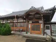 自得寺の本殿