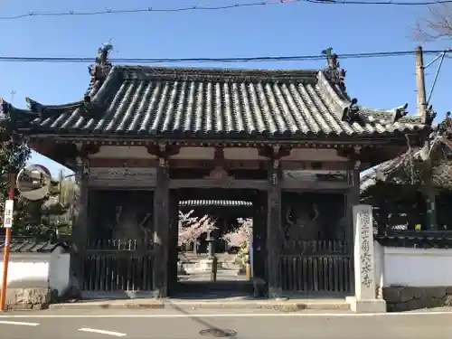穴太寺の山門・神門