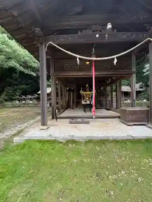 衣奈八幡神社(和歌山県)