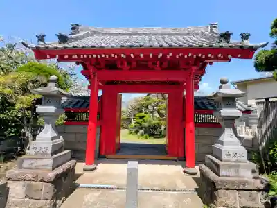 浄泉寺の{uncategorized: "未分類", other: "その他", undefined: "問題あり", building: "その他建物", grave: "お墓", sacred_gate: "鳥居", guardian: "狛犬", statue: "像", buddha: "仏像", history: "歴史", nature: "自然", garden: "庭園", animal: "動物", pagoda: "塔", temizu: "手水舎", mountain_gate: "山門・神門", sanctuary: "本殿・本堂", subordinate: "末社・摂社", art: "芸術", scenery: "景色", jizo: "地蔵", ema: "絵馬", goshuin: "御朱印", omikuji: "おみくじ", items: "授与品その他", amulet: "お守り", goshuincho: "御朱印帳", eats: "食事", festival: "お祭り", votive_dance: "神楽", shichigosan: "七五三参", wedding: "結婚式", experience: "体験その他", initially: "初詣", around: "周辺", anti_infection: "感染症対策"}
