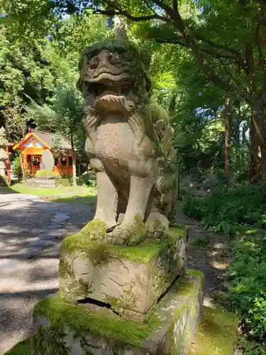 春日山神社の狛犬