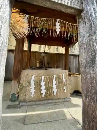 八坂神社 御手洗井の本殿・本堂