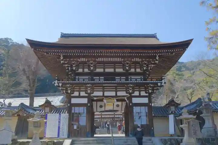 松尾大社の山門・神門