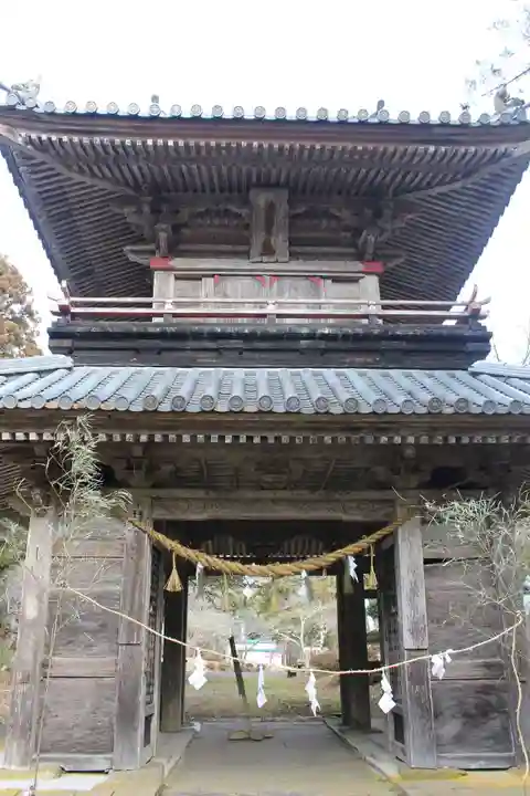 華足寺の山門・神門