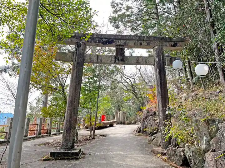 阿賀神社の鳥居