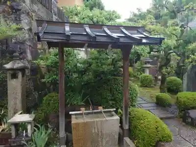 荒木神社の手水舎