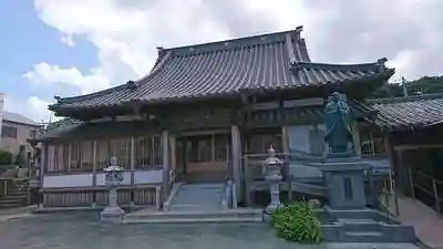 淨蓮寺の本殿