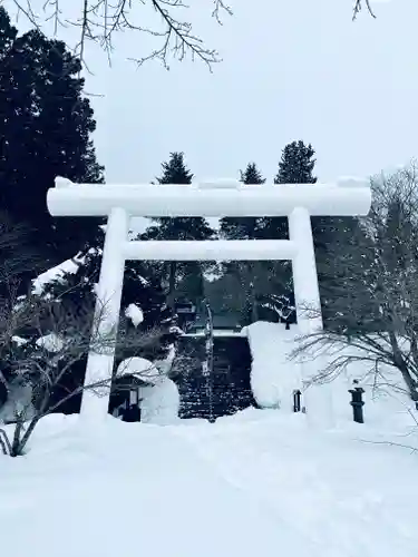 土津神社｜こどもと出世の神さまの鳥居