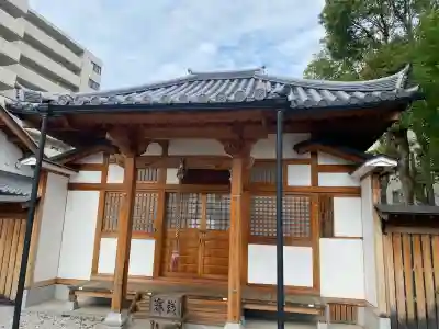 釋尊寺の{uncategorized: "未分類", other: "その他", undefined: "問題あり", building: "その他建物", grave: "お墓", sacred_gate: "鳥居", guardian: "狛犬", statue: "像", buddha: "仏像", history: "歴史", nature: "自然", garden: "庭園", animal: "動物", pagoda: "塔", temizu: "手水舎", mountain_gate: "山門・神門", sanctuary: "本殿・本堂", subordinate: "末社・摂社", art: "芸術", scenery: "景色", jizo: "地蔵", ema: "絵馬", goshuin: "御朱印", omikuji: "おみくじ", items: "授与品その他", amulet: "お守り", goshuincho: "御朱印帳", eats: "食事", festival: "お祭り", votive_dance: "神楽", shichigosan: "七五三参", wedding: "結婚式", experience: "体験その他", initially: "初詣", around: "周辺", anti_infection: "感染症対策"}