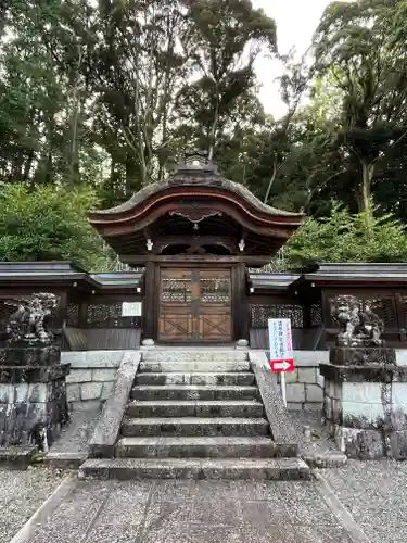 雄琴神社の本殿・本堂
